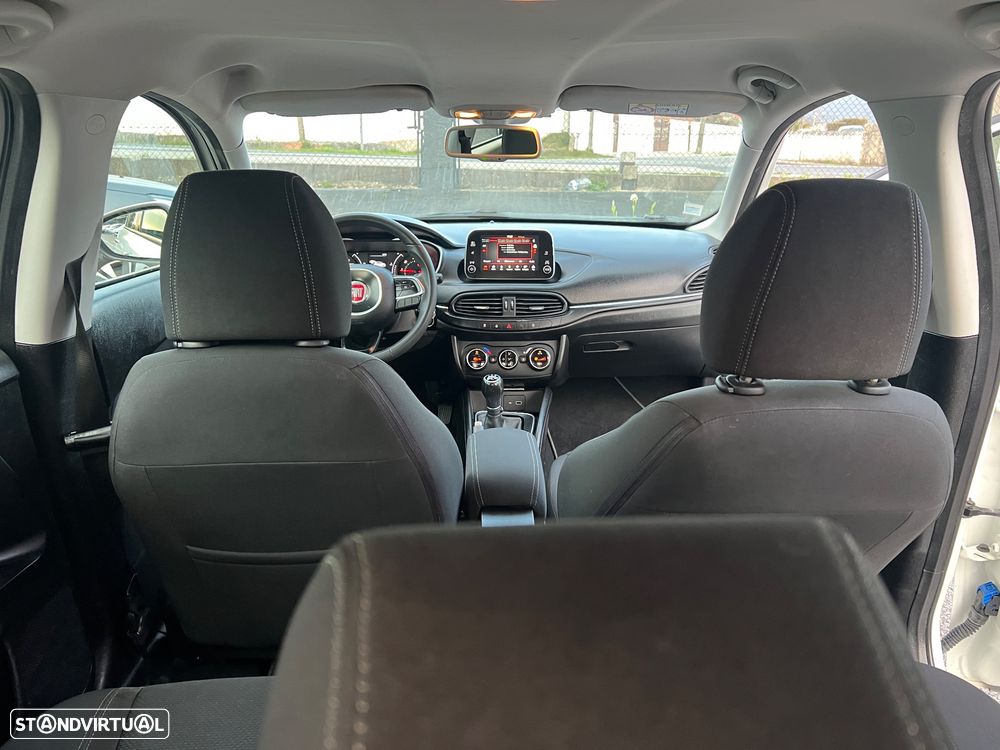 Fiat Tipo 1.3 M-Jet Lounge Tech - 35