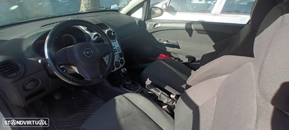 Opel Corsa 1.3 CDTi - 12