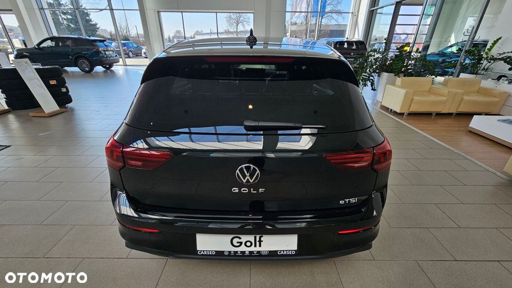 Volkswagen Golf - 13