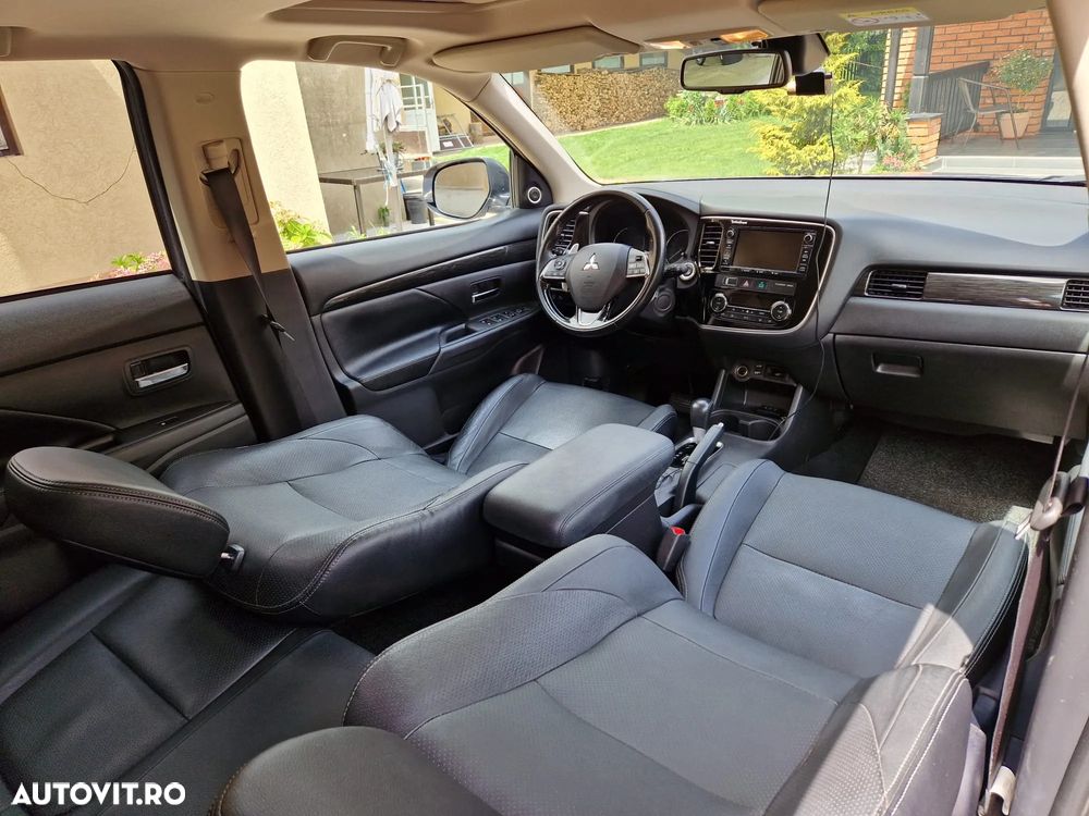 Mitsubishi Outlander 2.2 DI-D 4WD Automatik Top - 9