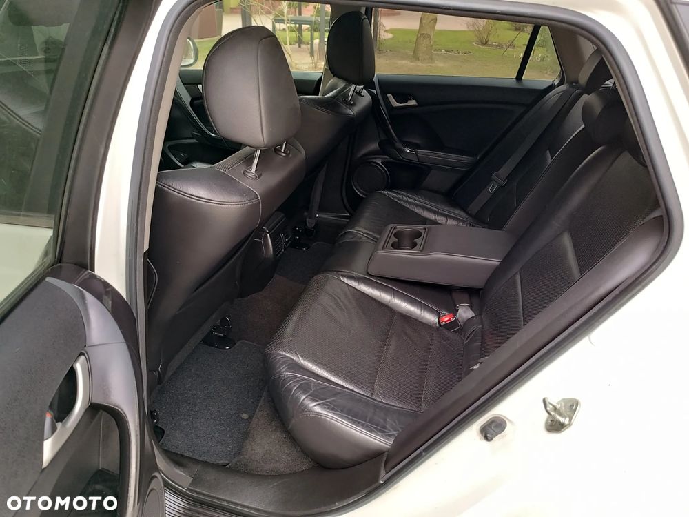 Honda Accord 2.0 Elegance Advantage - 16