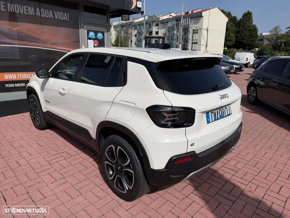 Jeep Avenger 1.2 e-Hybrid Altitude DCT - 43