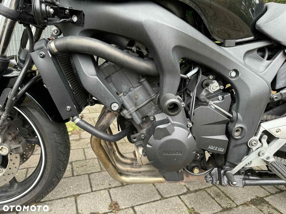 Yamaha FZ6 - 8