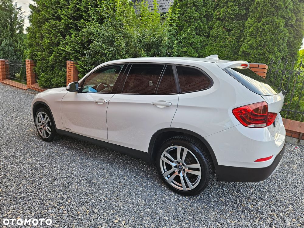 BMW X1 sDrive18d Sport Line - 4