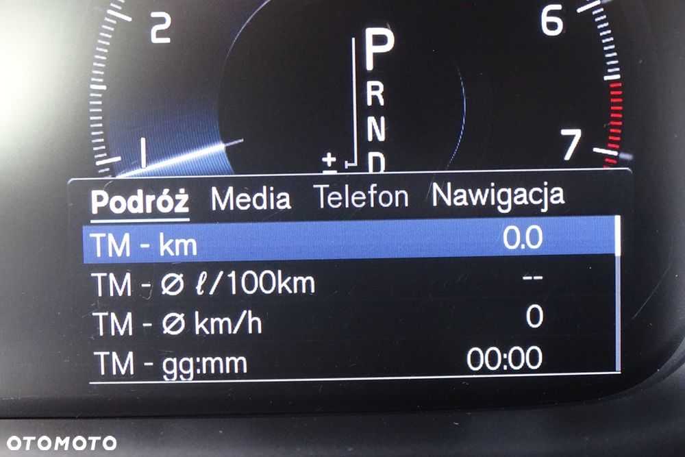 Volvo V60 T4 Geartronic Momentum - 29