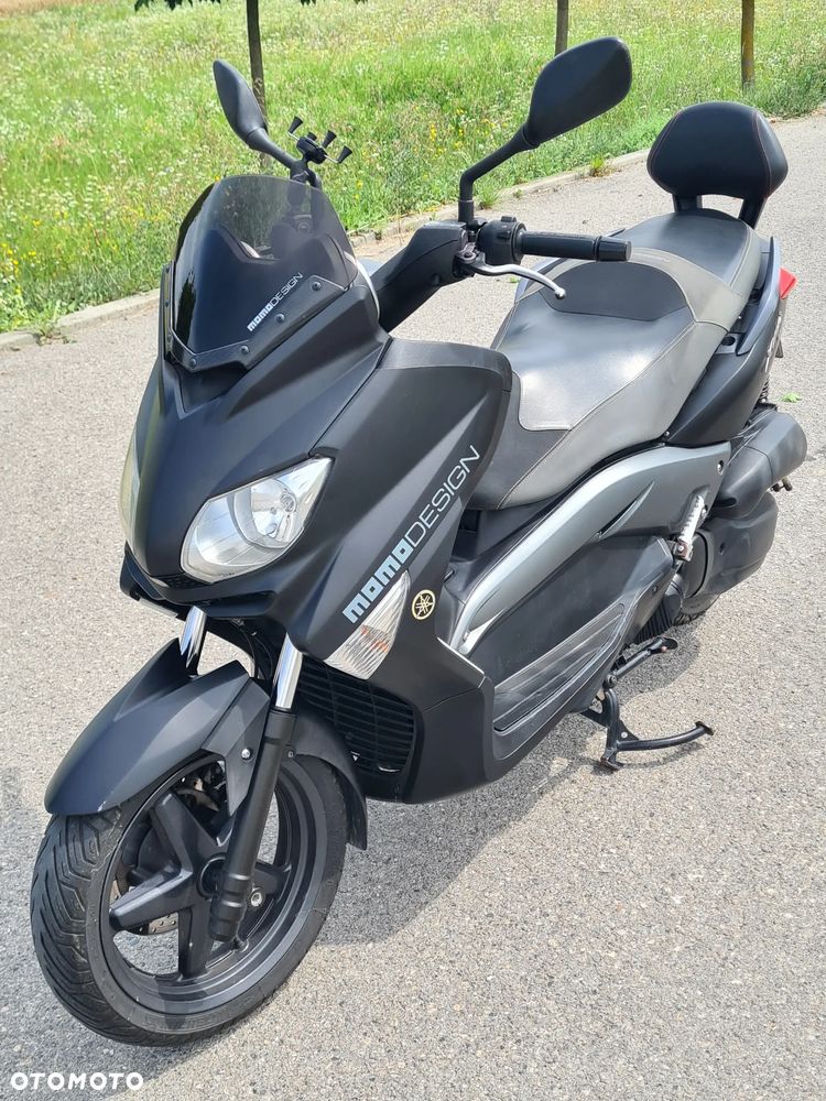 Yamaha X-max - 1