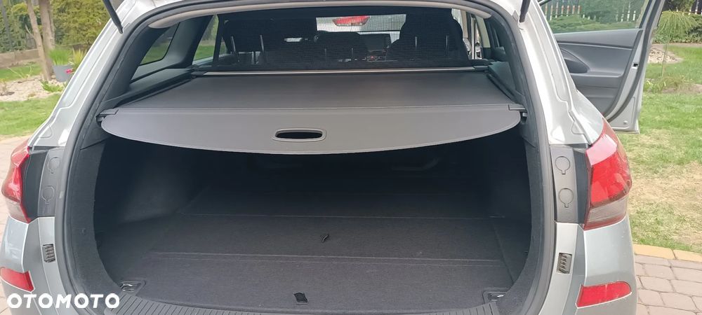 Hyundai i30 ver-1-6-d-comfort - 20
