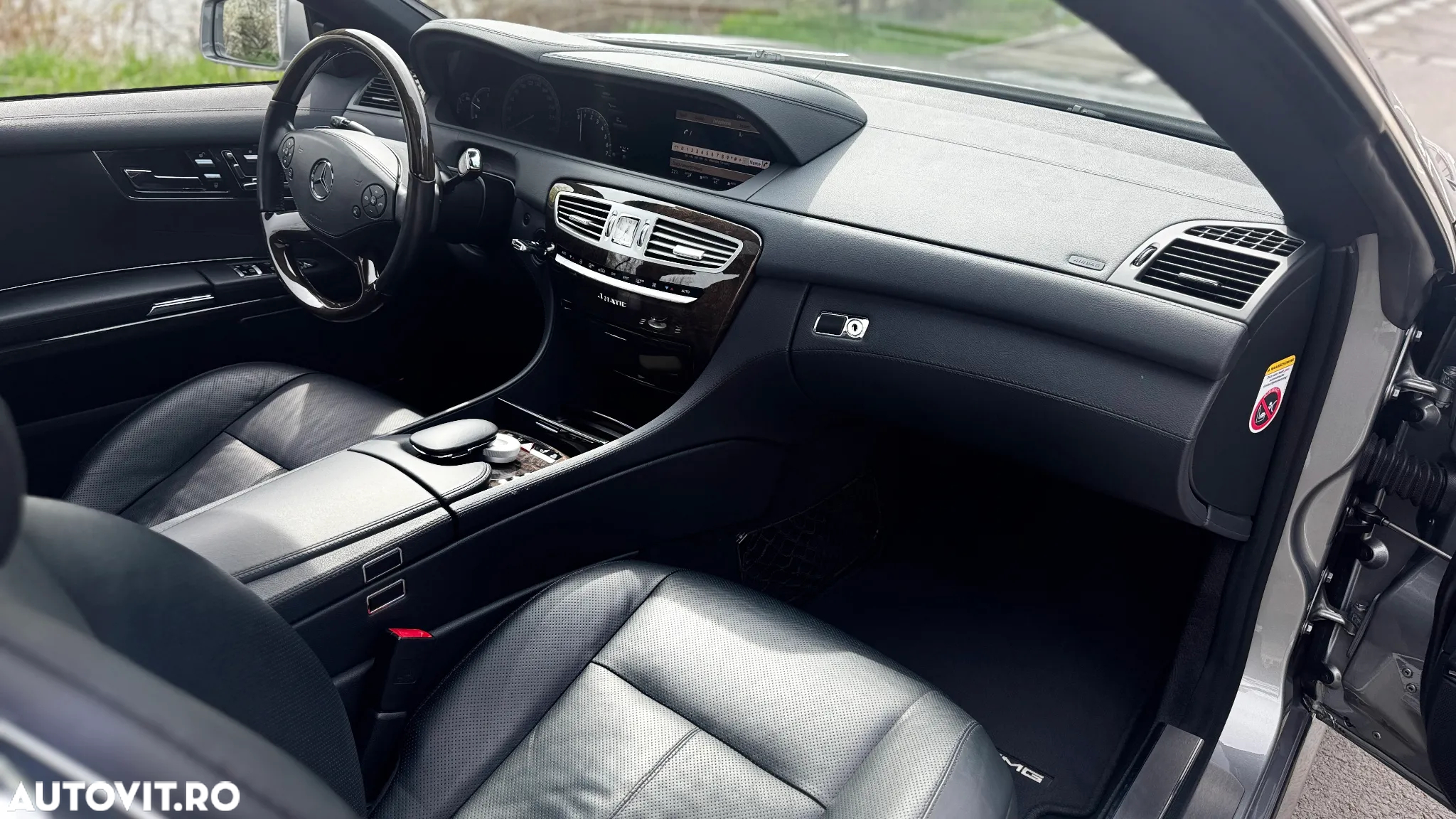 Mercedes-Benz CL 500 4Matic (BlueEFFICIENCY) 7G-TRONIC - 26