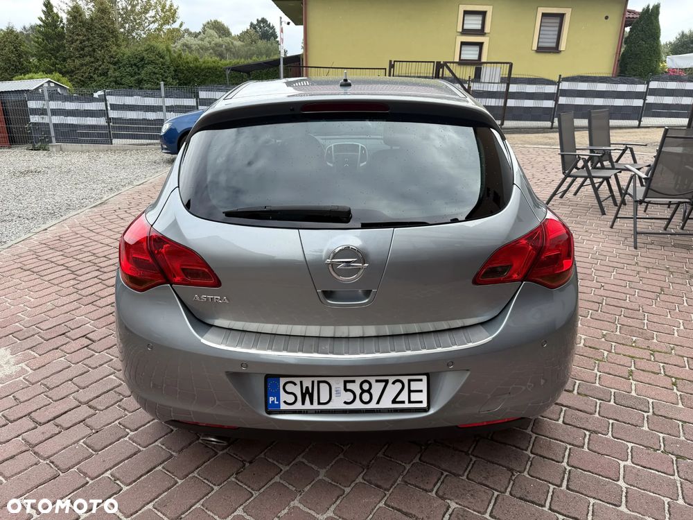 Opel Astra 1.4 Innovation - 38