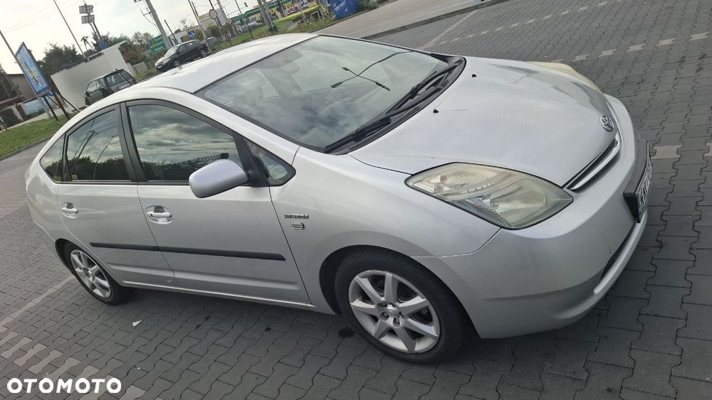 Toyota Prius 1.5 VVT-i Sol - 3