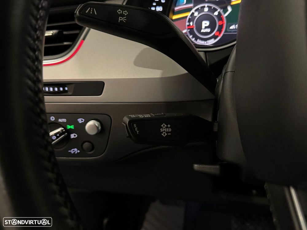 Audi Q7 3.0 TDi quattro Tiptronic 7L - 46