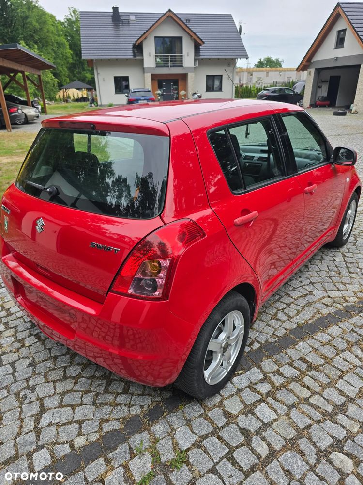 Suzuki Swift 1.3 GLX / Comfort - 4