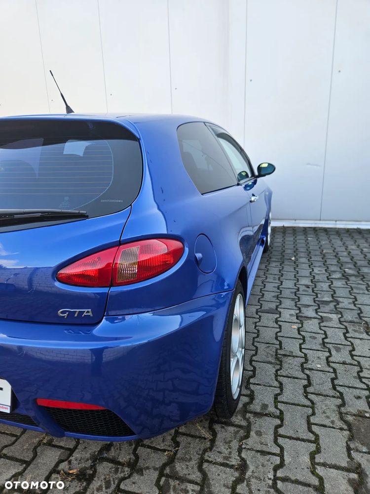 Alfa Romeo 147 3.2 V6 24V GTA - 22