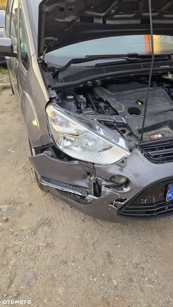 Ford S-Max - 8