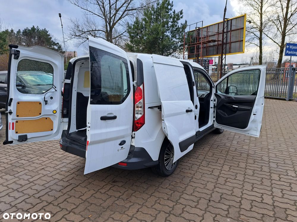 Ford Transit Connect - 17