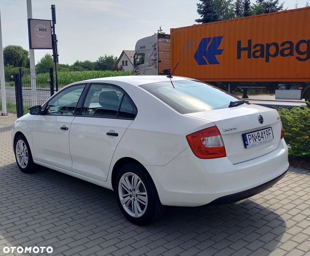 Skoda RAPID - 7