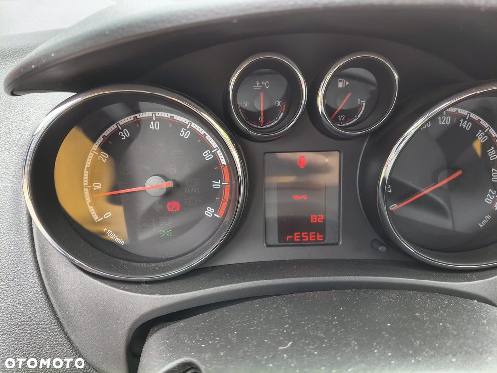 Opel Meriva - 18