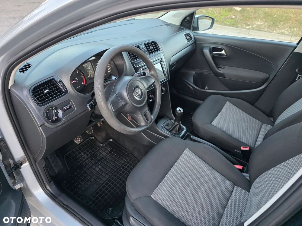 Volkswagen Polo - 6