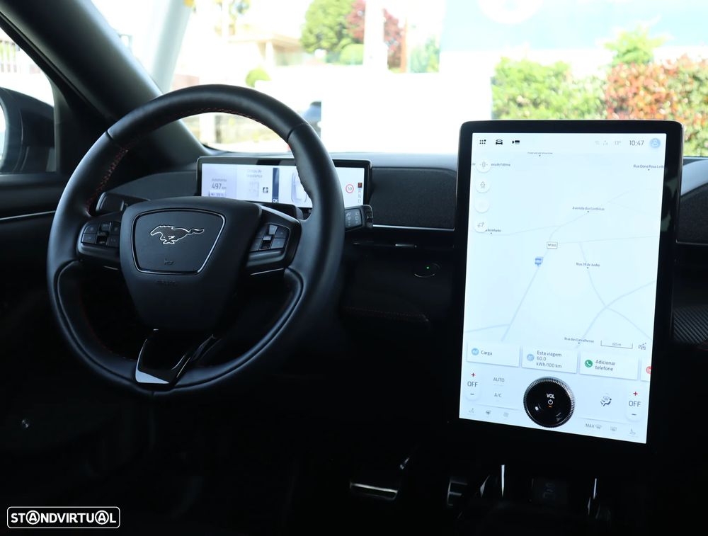 Ford Mustang Mach-E AWD PREMIUM - 38