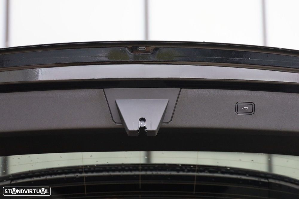 Volvo EX30 51 kWh Single Motor Plus - 4