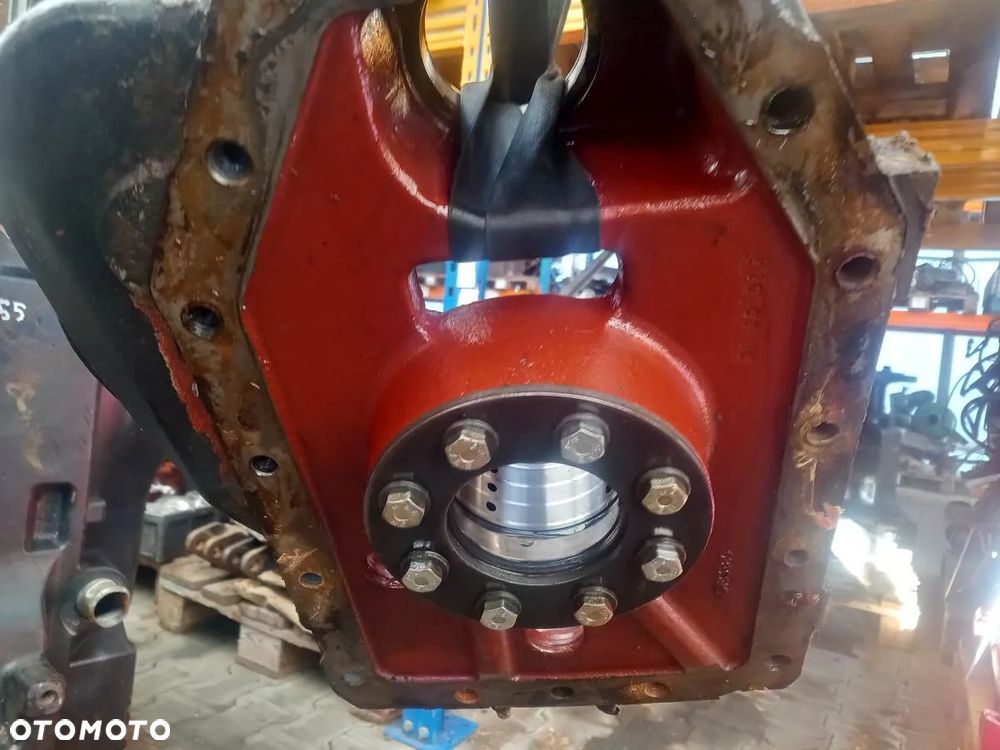 Obudowa skrzyni biegów Case MXM155 - 2