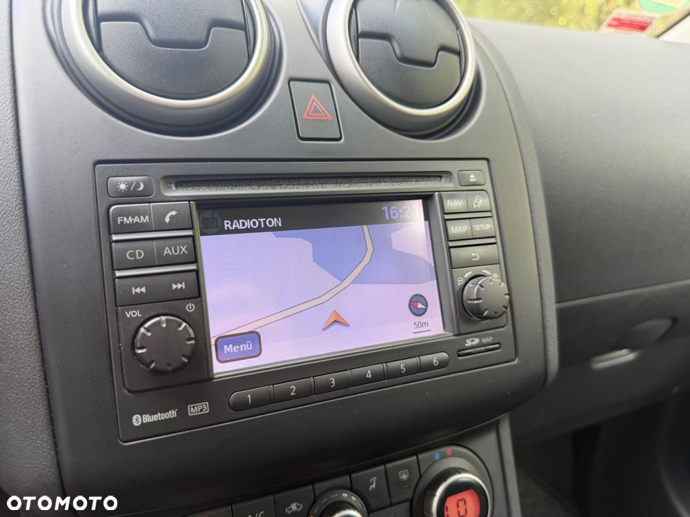 Nissan Qashqai 2.0 dCi DPF tekna - 25