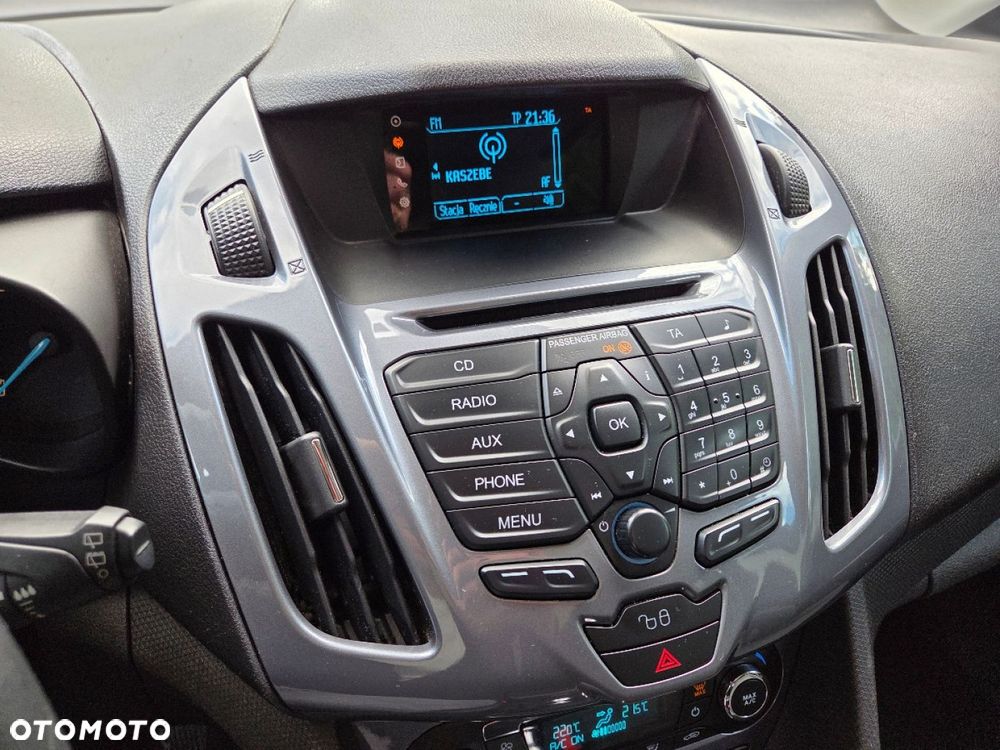 Ford Tourneo Connect - 27