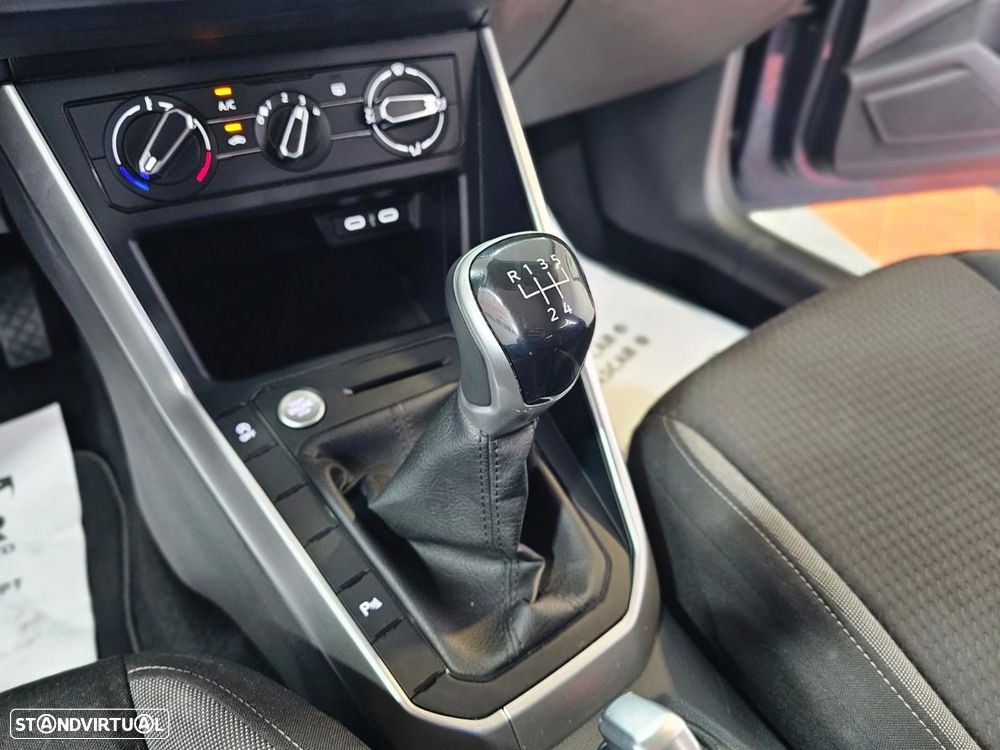 VW Taigo 1.0 TSI Urban - 21