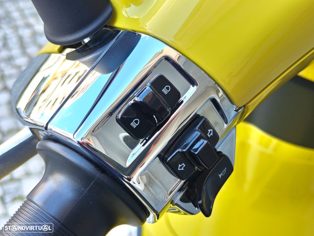 Vespa Primavera 50s - 17