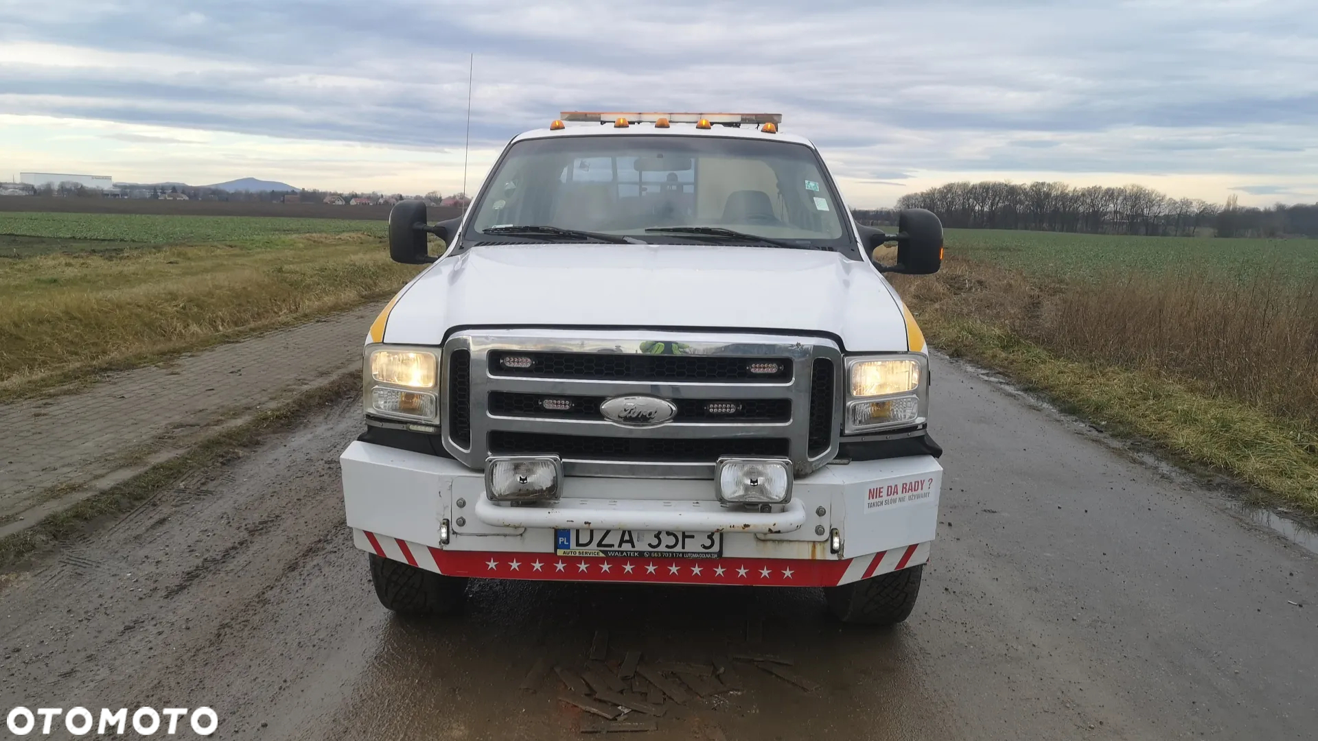 Ford F350 - 25