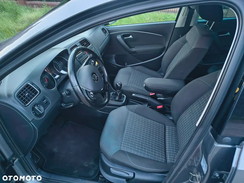 Volkswagen Polo 1.4 TDI BMT Comfortline - 4