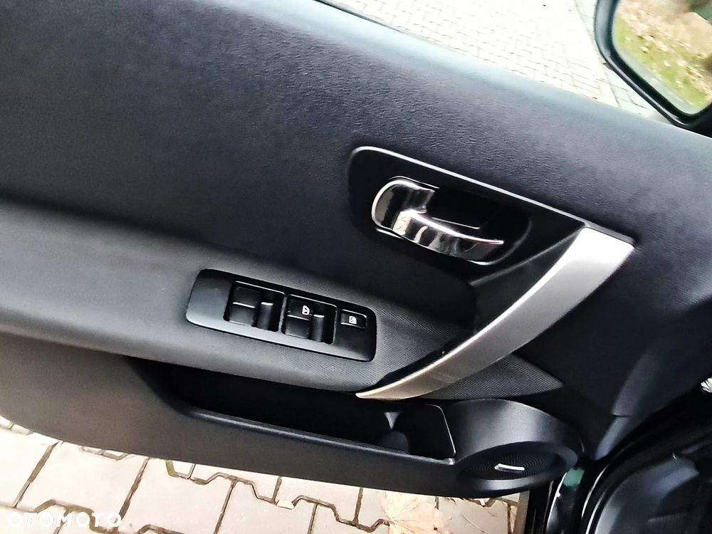 Nissan Qashqai+2 2.0 tekna - 19