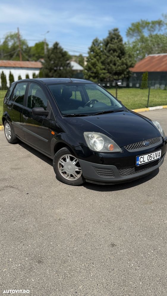 Ford Fiesta 1.3i Comfort - 3