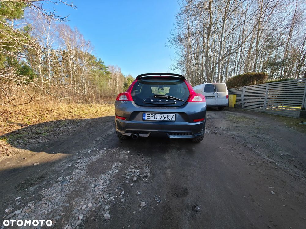 Volvo C30 D2 R-Design - 6