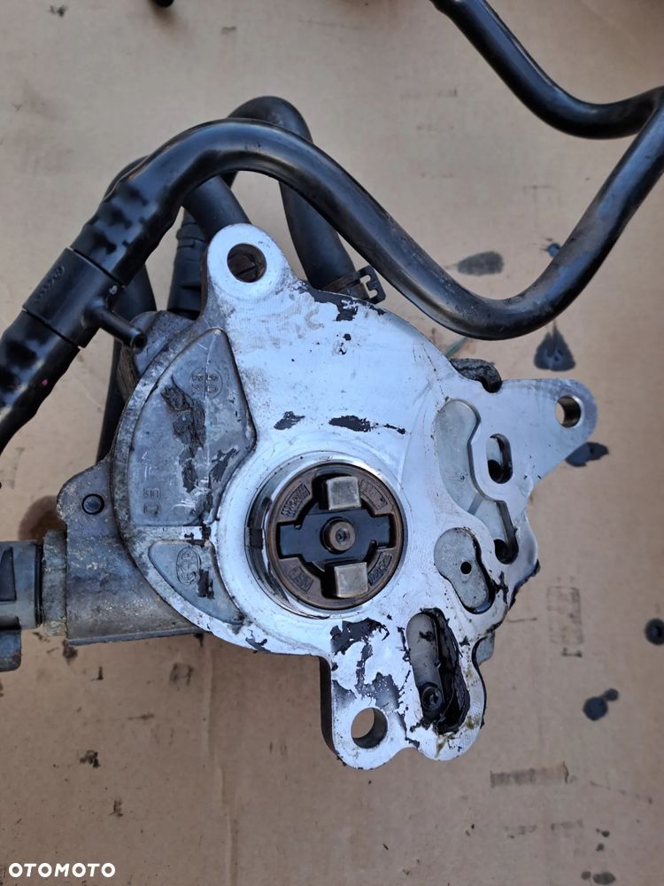 Audi A4 B7 2.0 TDi 170KM kod silnika BRD pompa Vacu Waku 03G145209 - 6