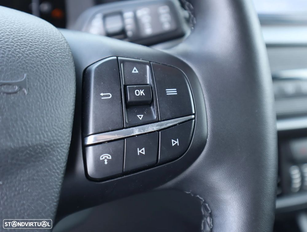 Ford Tourneo Courier 1.0 EcoBoost Titanium - 38