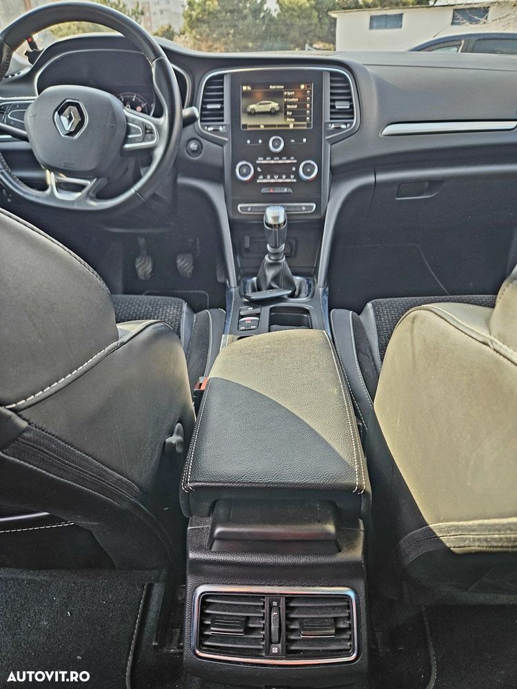 Renault Megane TCe GPF Intens - 13