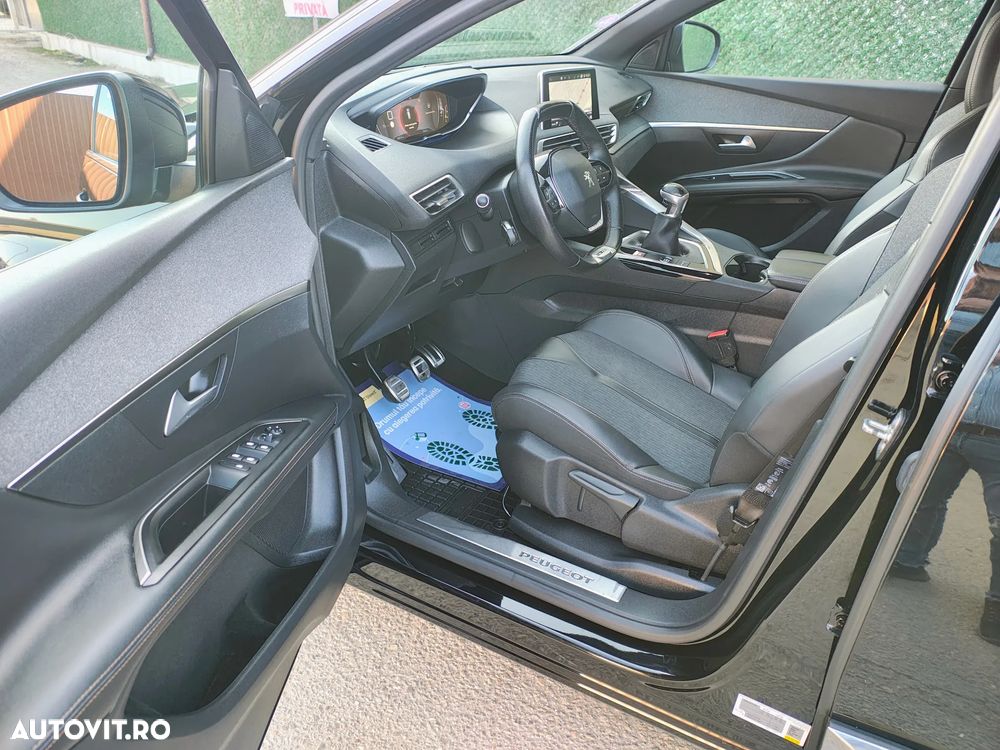 Peugeot 3008 1.2 PureTech Turbo S&S GT-Line - 24