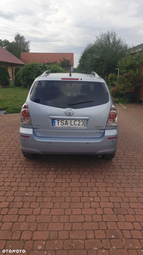 Toyota Corolla Verso - 2