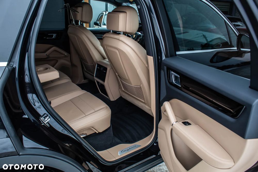 Porsche Cayenne Standard - 16