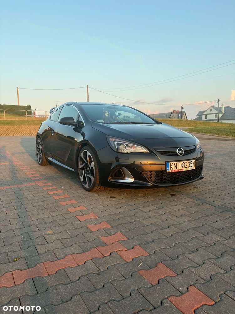 Opel Astra OPC - 25