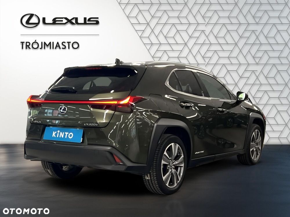 Lexus UX - 8