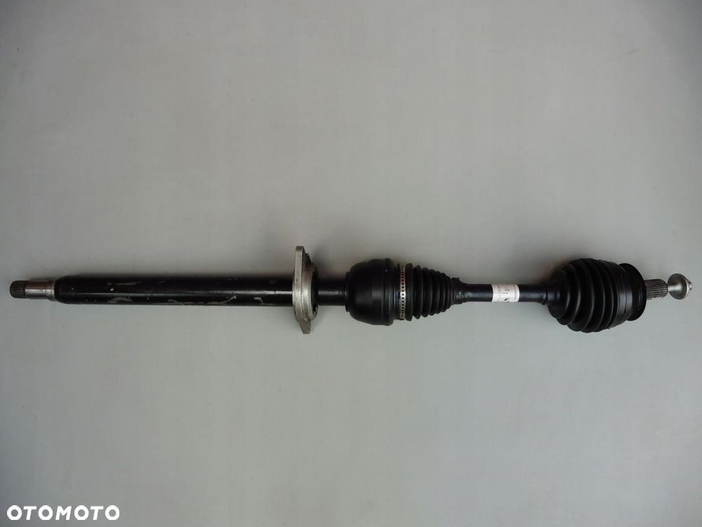 Półoś prawa przód Mercedes CLA W117 W176 W246 AUTOMAT 1,8 2,2 CDI - 1