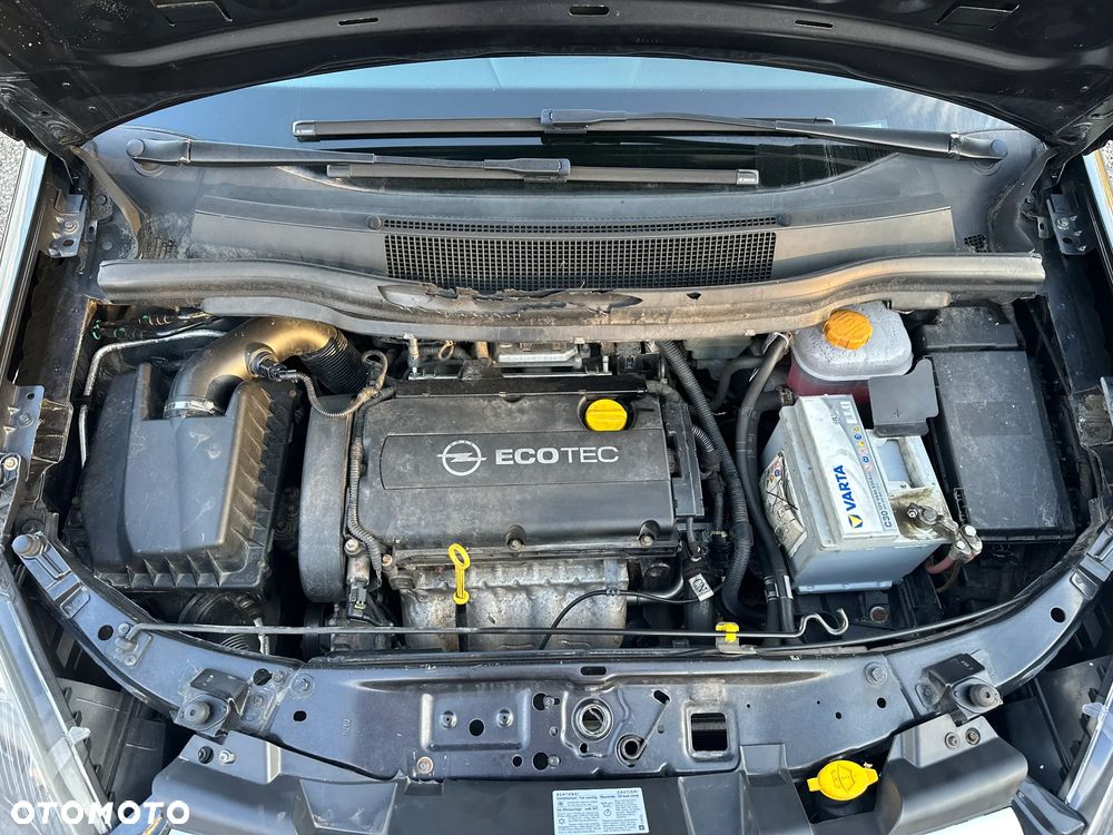 Opel Zafira - 36