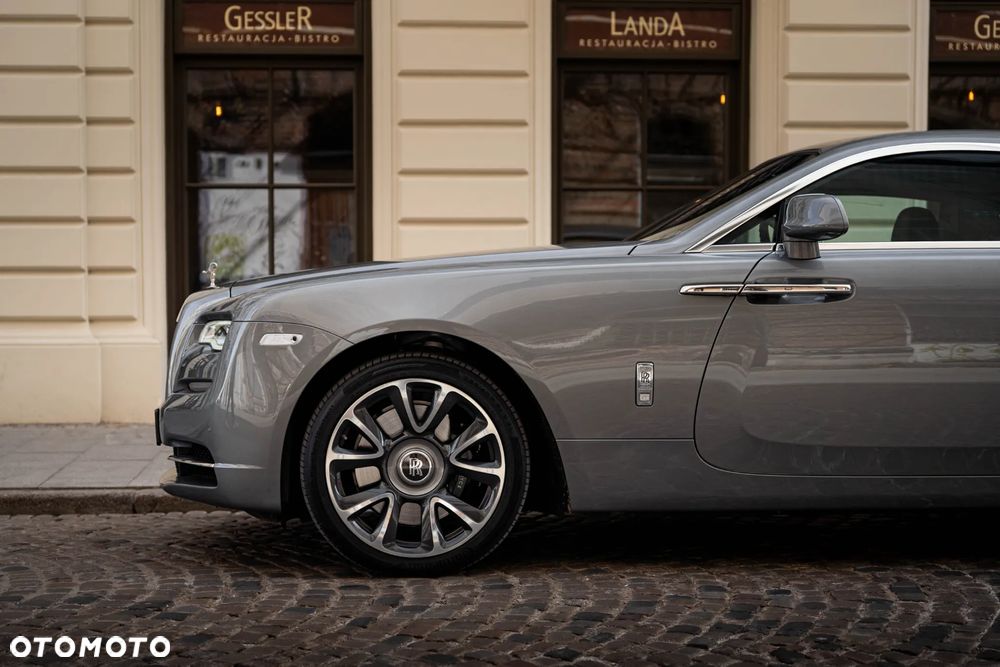 Rolls-Royce Wraith - 16
