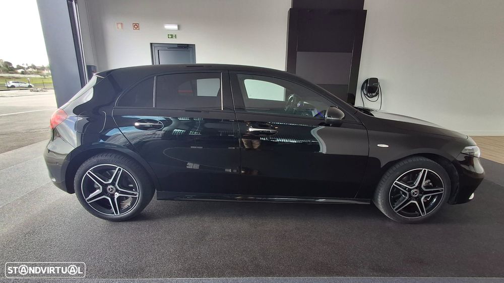 Mercedes-Benz A 250 e - 9