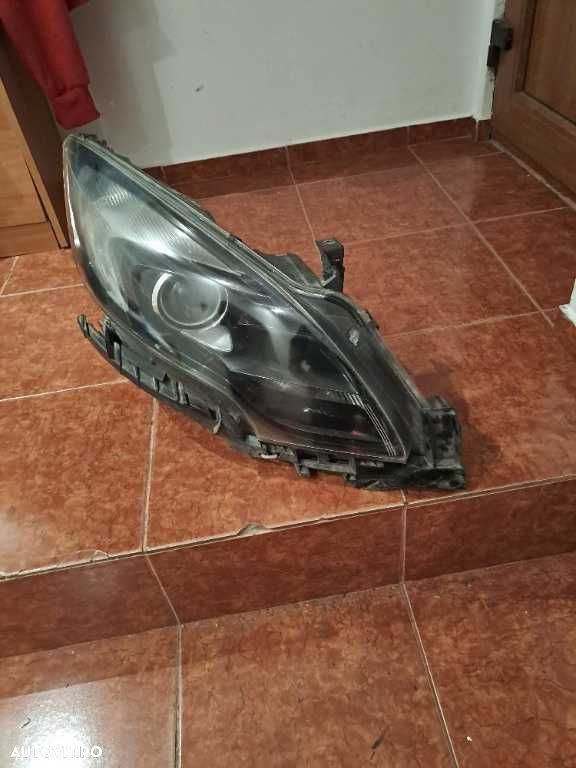 Far dreapta Opel Zafira C original Europa cod 13399867 - 1
