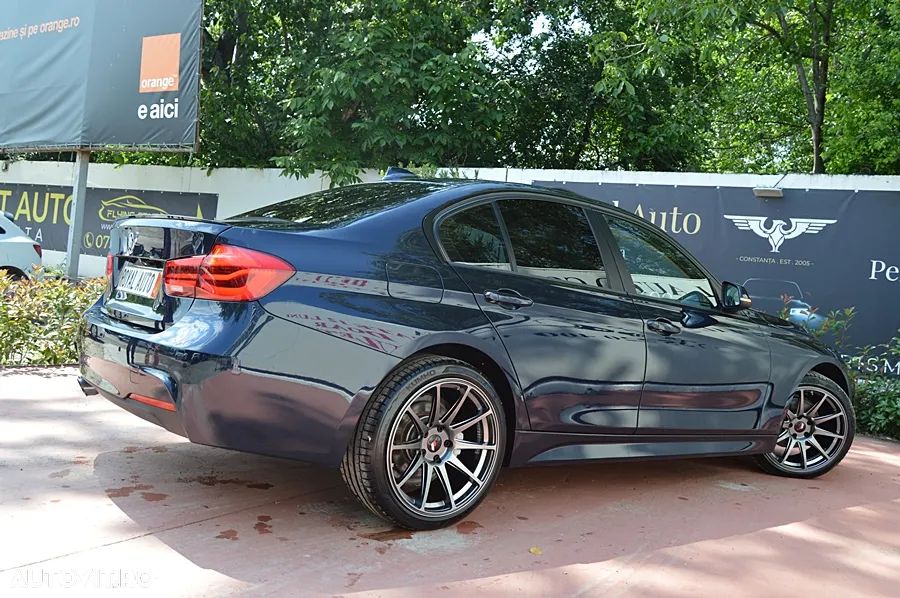BMW Seria 3 320i xDrive Aut. Edition M Sport Shadow - 27