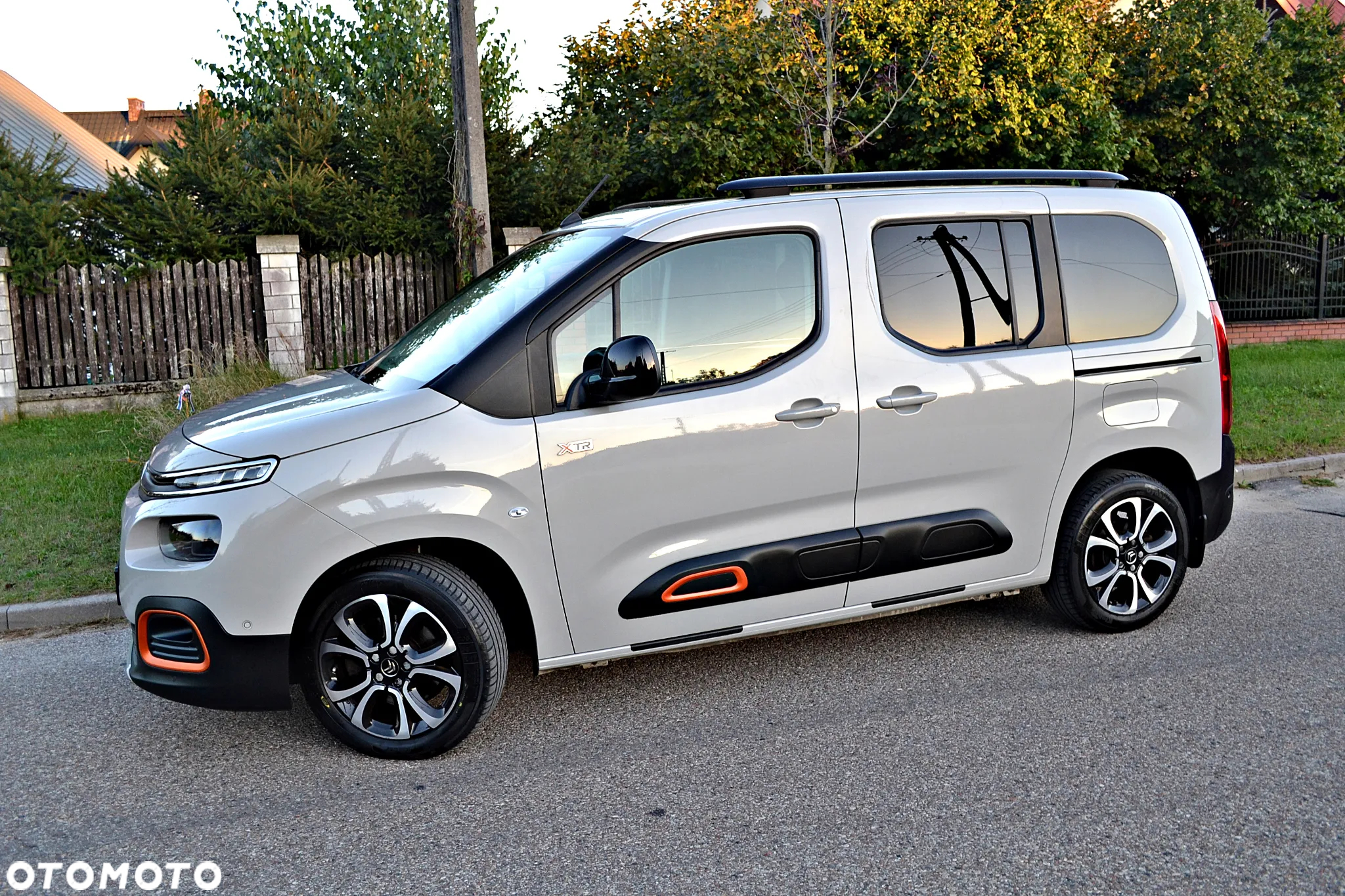 Citroën Berlingo M BlueHDi 130 SHINE - 6