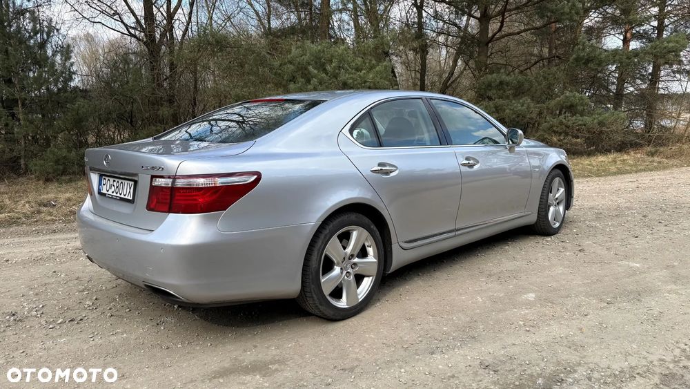 Lexus LS 460 Prestige - 5